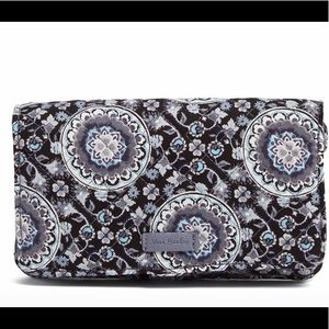 VERA BRADLEY RFID ALL TOGETHER CROSSBODY
